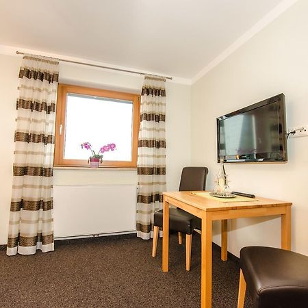 Flugplatzrestaurant Wallmuhle Hotel Atting Екстериор снимка